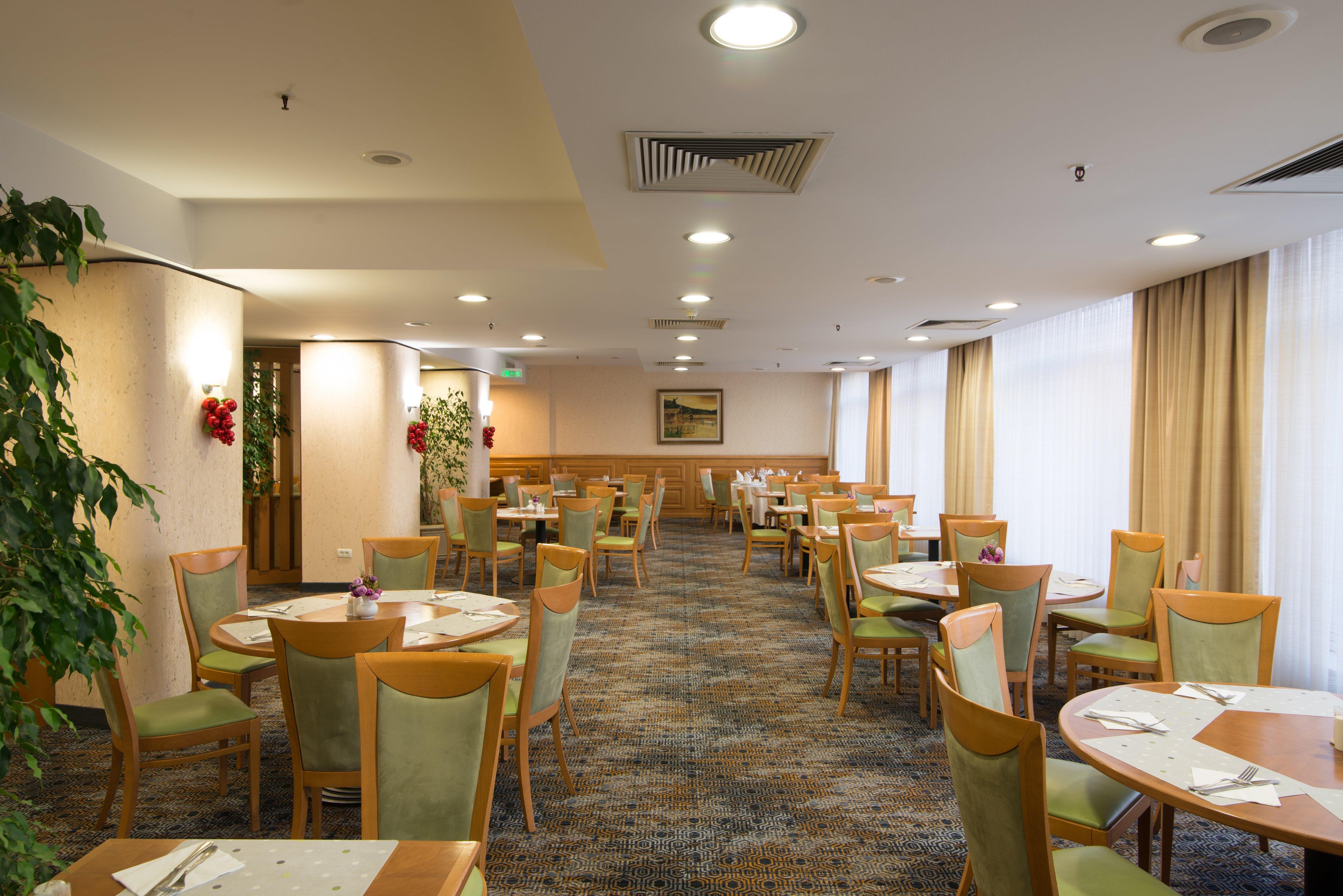 Holiday Inn Skopje By Ihg Exterior foto