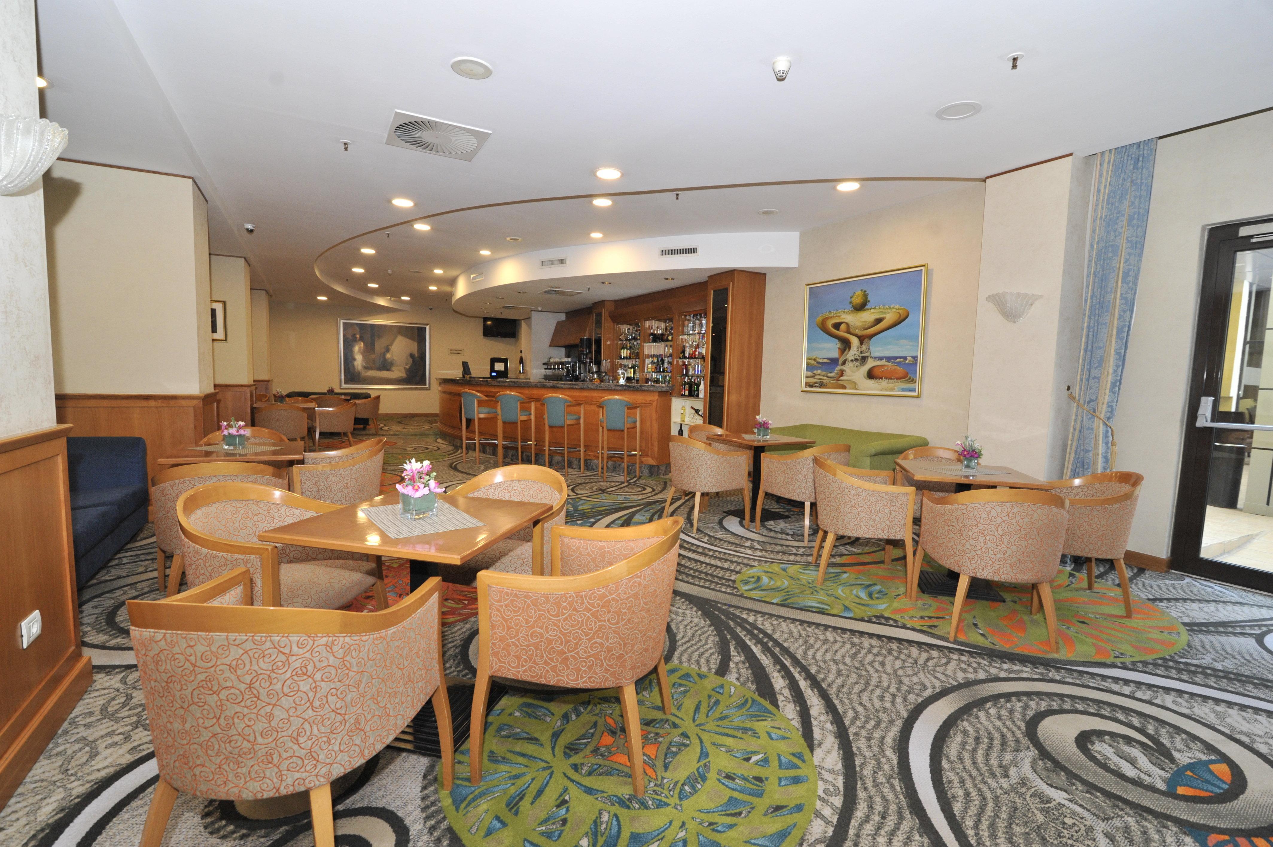 Holiday Inn Skopje By Ihg Exterior foto